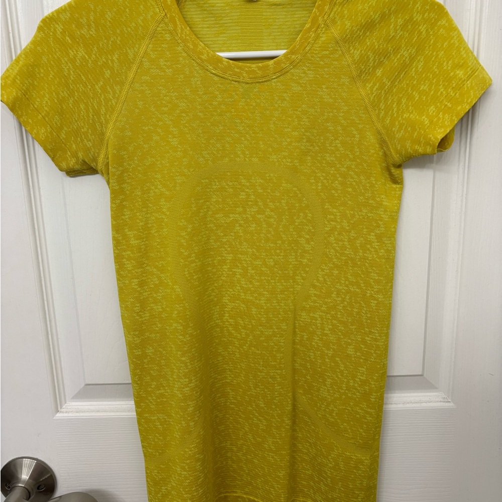 Lululemon swiftly tech